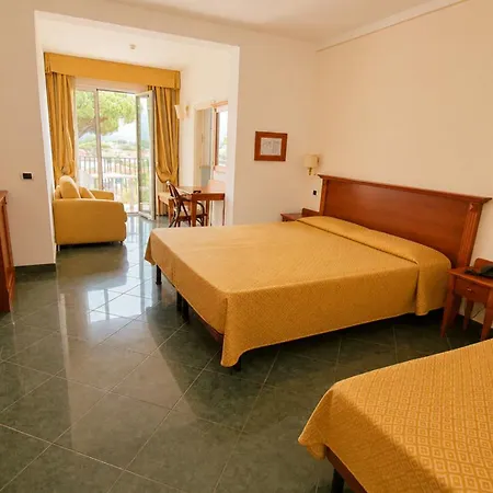 Marzia Hotel 3*